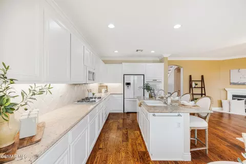Kitchen - 14435 Laurel Ln, Moorpark, CA 93021 photo 1 of 4