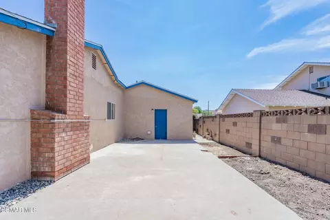 Exterior - 1421 Lowery St, Simi Valley, CA 93065 photo 14 of 15