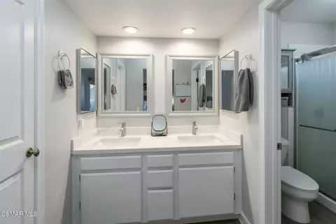 Bath - 3974 Cochran St #80, Simi Valley, CA 93063 photo 2 of 4