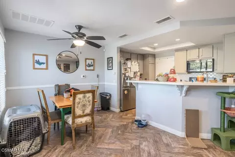 Dining - 3974 Cochran St #80, Simi Valley, CA 93063 photo 2 of 2