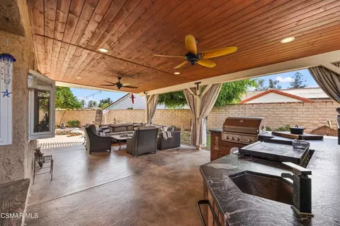 Exterior - 2827 Tiffaney Ln, Simi Valley, CA 93063 photo 6 of 11