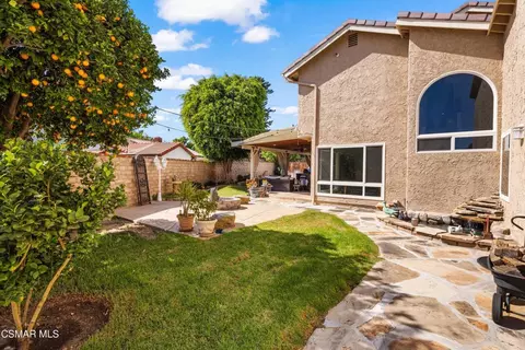 Exterior - 2827 Tiffaney Ln, Simi Valley, CA 93063 photo 9 of 11