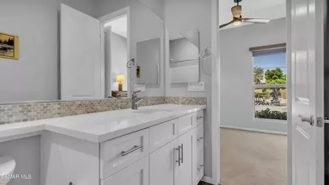 Bath - 51657 Rolling Green Ct, Indio, CA 92201 photo 4 of 4
