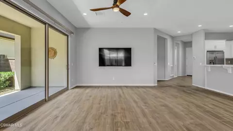 Living - 51657 Rolling Green Ct, Indio, CA 92201 photo 4 of 6