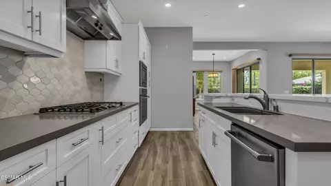 Kitchen - 51657 Rolling Green Ct, Indio, CA 92201 photo 2 of 2