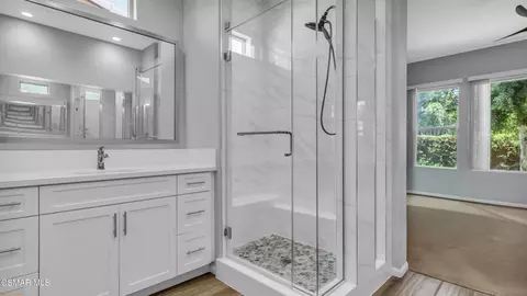 Bath - 51657 Rolling Green Ct, Indio, CA 92201 photo 2 of 4
