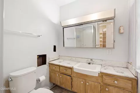 Bath - 895 Appleton Rd, Simi Valley, CA 93065 photo 2 of 2