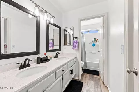 Bath - 39749 Gorham Ln, Palmdale, CA 93551 photo 3 of 4