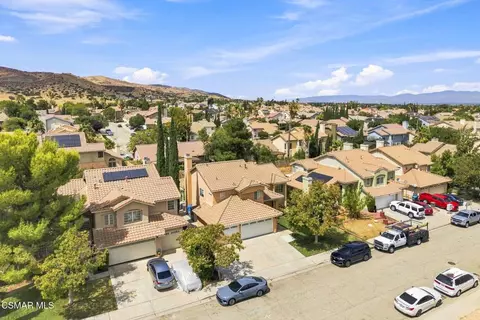 View/Area - 39749 Gorham Ln, Palmdale, CA 93551 photo 3 of 10