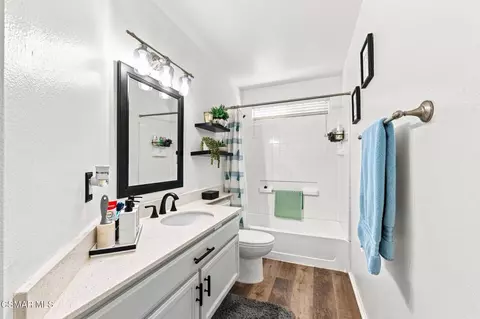 Bath - 39749 Gorham Ln, Palmdale, CA 93551 photo 4 of 4