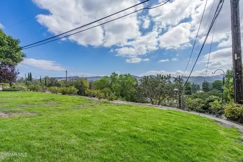 Exterior - 118 Lear Cir, Thousand Oaks, CA 91360 photo 8 of 11