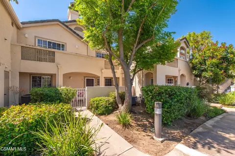 Exterior - 1245 Fitzgerald Rd #E, Simi Valley, CA 93065 photo 1 of 10