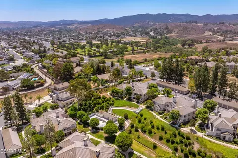 View/Area - 1245 Fitzgerald Rd #E, Simi Valley, CA 93065 photo 6 of 7