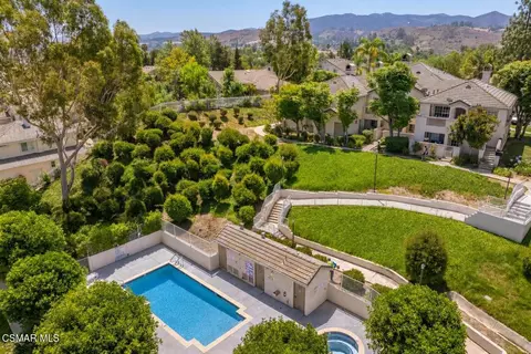 Exterior - 1245 Fitzgerald Rd #E, Simi Valley, CA 93065 photo 10 of 10