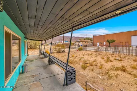 Exterior - 6877 Pine Ave, Twentynine Palms, CA 92277 photo 2 of 7