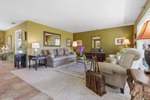 Living - 569 3rd St, Fillmore, CA 93015 photo 3 of 6