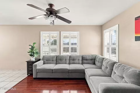 Living - 28318 Milbrook Pl, Castaic, CA 91384 photo 2 of 2