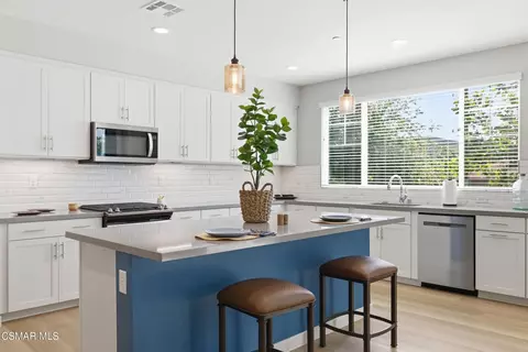 Kitchen - 1953 Cottage Dr #6, Simi Valley, CA 93065 photo 1 of 4