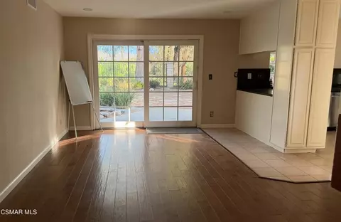 Living - 5430 Fieldcrest Dr, Camarillo, CA 93012 photo 2 of 2