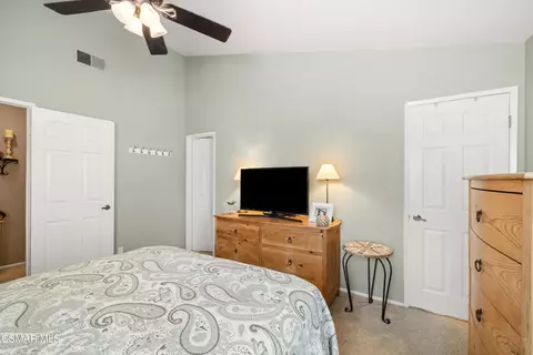 Bedroom - 345 Jeremiah Dr #E, Simi Valley, CA 93065 photo 2 of 3