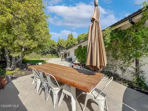 Exterior - 2896 Wanda Ave, Simi Valley, CA 93065 photo 11 of 17