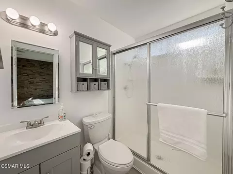 Bath - 3977 Bayside St, Simi Valley, CA 93063 photo 3 of 5