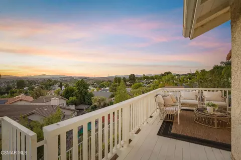 Exterior - 27667 Taryn Dr, Saugus, CA 91350 photo 4 of 11