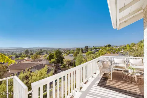 Exterior - 27667 Taryn Dr, Saugus, CA 91350 photo 8 of 11