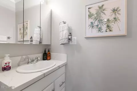 Bath - 3339 Bryan Ave, Simi Valley, CA 93063 photo 1 of 3