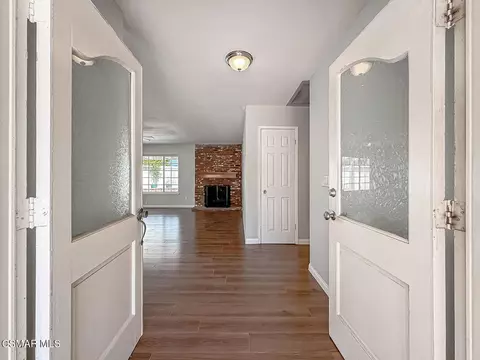 Entry Way - 22671 Barcotta Dr, Saugus, CA 91350 photo 1 of 3