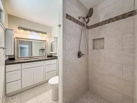 Bath - 22671 Barcotta Dr, Saugus, CA 91350 photo 3 of 6