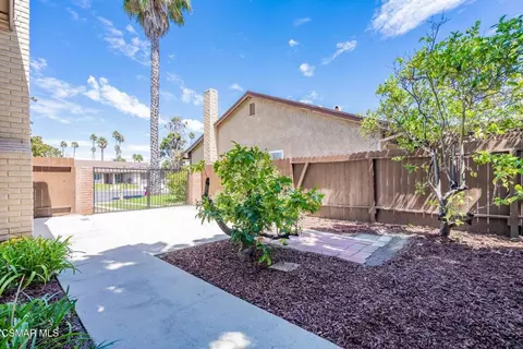 Exterior - 310 Erica Pl, Oxnard, CA 93036 photo 5 of 9