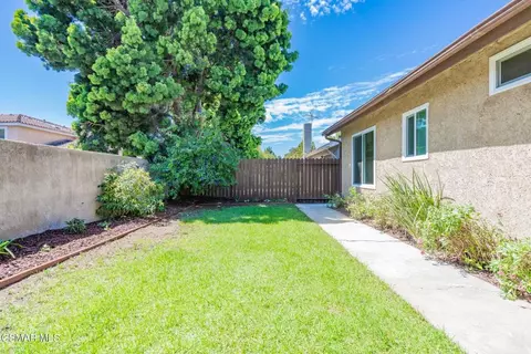 Exterior - 310 Erica Pl, Oxnard, CA 93036 photo 2 of 9