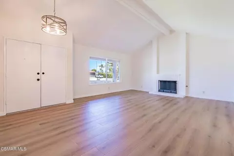 Living - 310 Erica Pl, Oxnard, CA 93036 photo 1 of 3