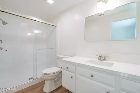Bath - 310 Erica Pl, Oxnard, CA 93036 photo 1 of 3