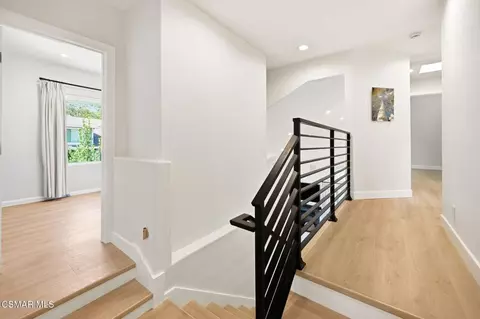 Entry Way - 5068 Benedict Ct, Oak Park, CA 91377 photo 1 of 1