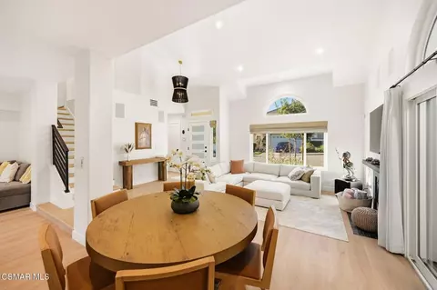 Dining - 5068 Benedict Ct, Oak Park, CA 91377 photo 2 of 2