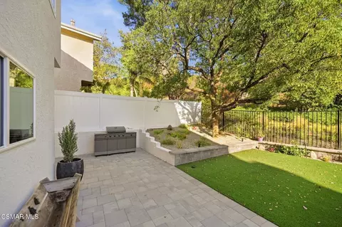 Exterior - 5068 Benedict Ct, Oak Park, CA 91377 photo 6 of 7