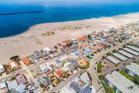 View/Area - 3237 Playa Ct, Oxnard, CA 93035 photo 8 of 9