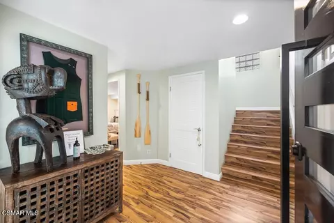 Entry Way - 3237 Playa Ct, Oxnard, CA 93035 photo 2 of 5