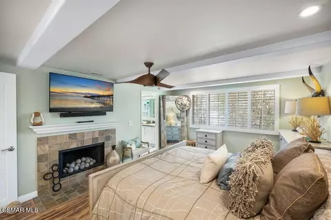 Bedroom - 3237 Playa Ct, Oxnard, CA 93035 photo 4 of 6