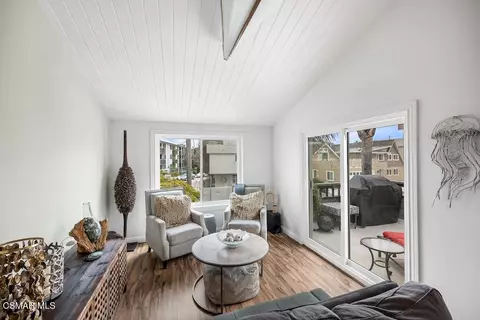 Living - 3237 Playa Ct, Oxnard, CA 93035 photo 3 of 3