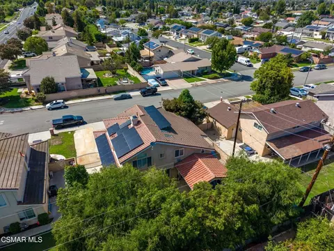 View/Area - 1014 Borden Ave, Simi Valley, CA 93065 photo 4 of 5