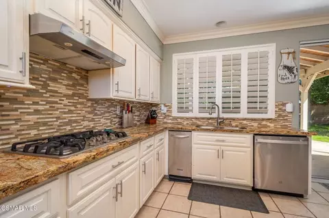 Kitchen - 1014 Borden Ave, Simi Valley, CA 93065 photo 1 of 3