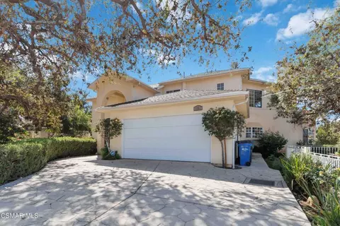 Exterior - 1351 Rainey Rd, Simi Valley, CA 93063 photo 2 of 11