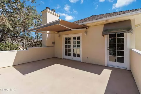 Exterior - 1351 Rainey Rd, Simi Valley, CA 93063 photo 6 of 11