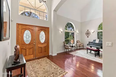 Entry Way - 1351 Rainey Rd, Simi Valley, CA 93063 photo 3 of 9