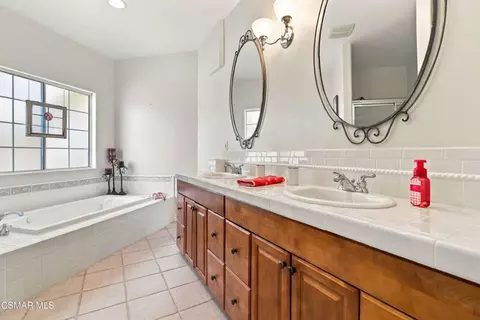 Bath - 1351 Rainey Rd, Simi Valley, CA 93063 photo 3 of 5