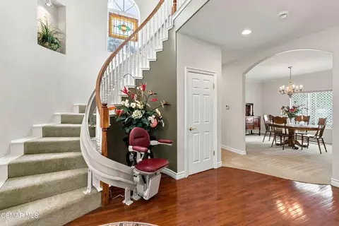 Entry Way - 1351 Rainey Rd, Simi Valley, CA 93063 photo 6 of 9