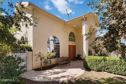 Exterior - 1351 Rainey Rd, Simi Valley, CA 93063 photo 5 of 11